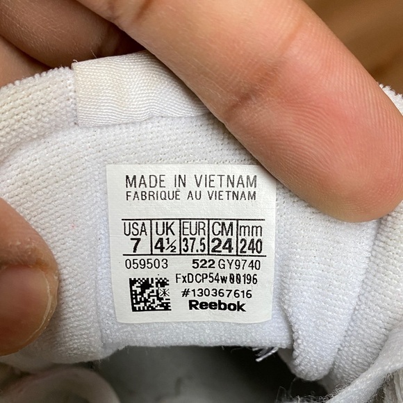 Reebok Classics Club C White And Gold Sneakers - Picture 15 of 15